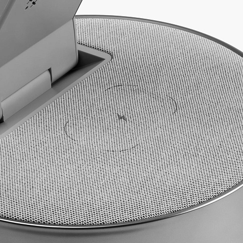 Bluetooth-колонка с беспроводной зарядкой и часами netEnergy, серая - рис 10.
