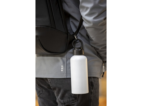 Trinity бутылка для воды из переработанного алюминия, сертифицированного согласно RCS, объемом 600 мл, с крышкой из переработ - Белый - рис 6.