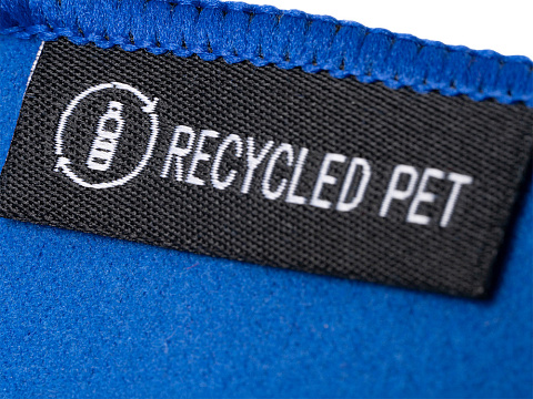 Легкое полотенце Gulpi  из микрофибры RPET с ремешком для складывания, 70*120 см, королевский синий - рис 5.