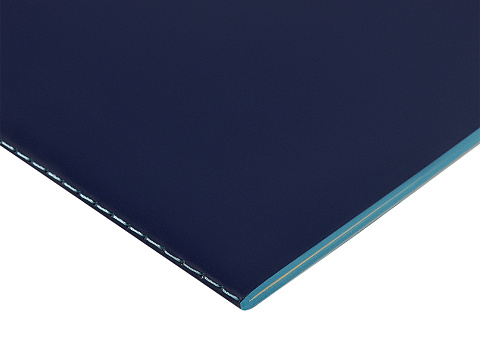 Бизнес-тетрадь А5 Pragmatic Contrast, 40 листов в клетку, темно-синий с бирюзовым срезом - рис 2.