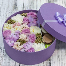 Набор с макарунами Tulips